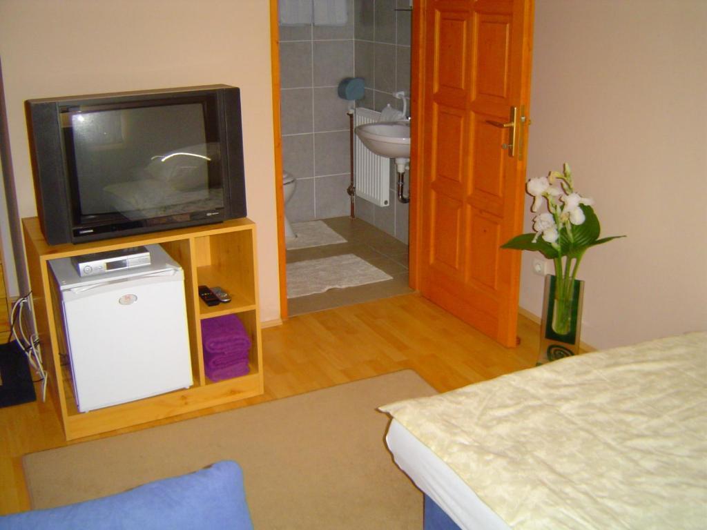 Lunczer Vendeghaz Hotel Mosonmagyarovar Ruang foto
